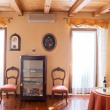 Manzoni Center Apartament