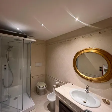 Manzoni Center Apartment Bardolino