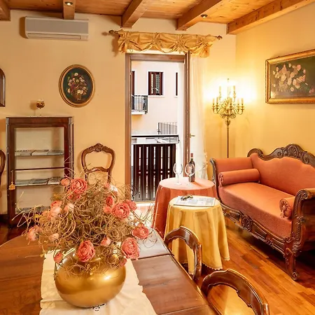 Apartment Manzoni Center Bardolino