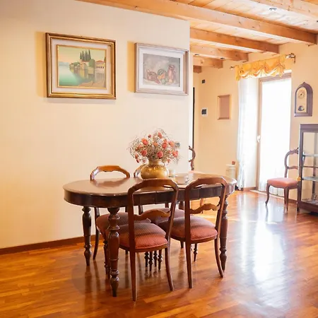 Manzoni Center * باردولينو